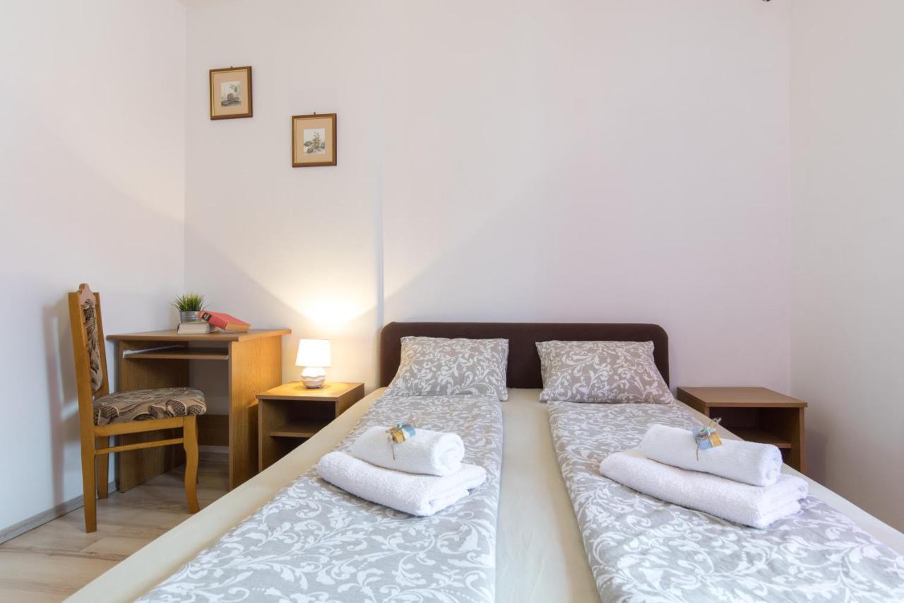 Pape Punat Hotell Eksteriør bilde