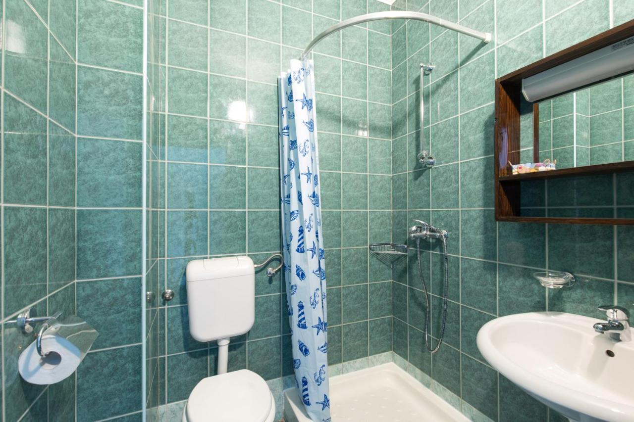 Pape Punat Hotell Eksteriør bilde